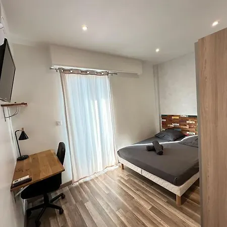 Appartement Avec 4 Doubles - Proche De La Mer, Des Transports Et De La Promenade Des Nice